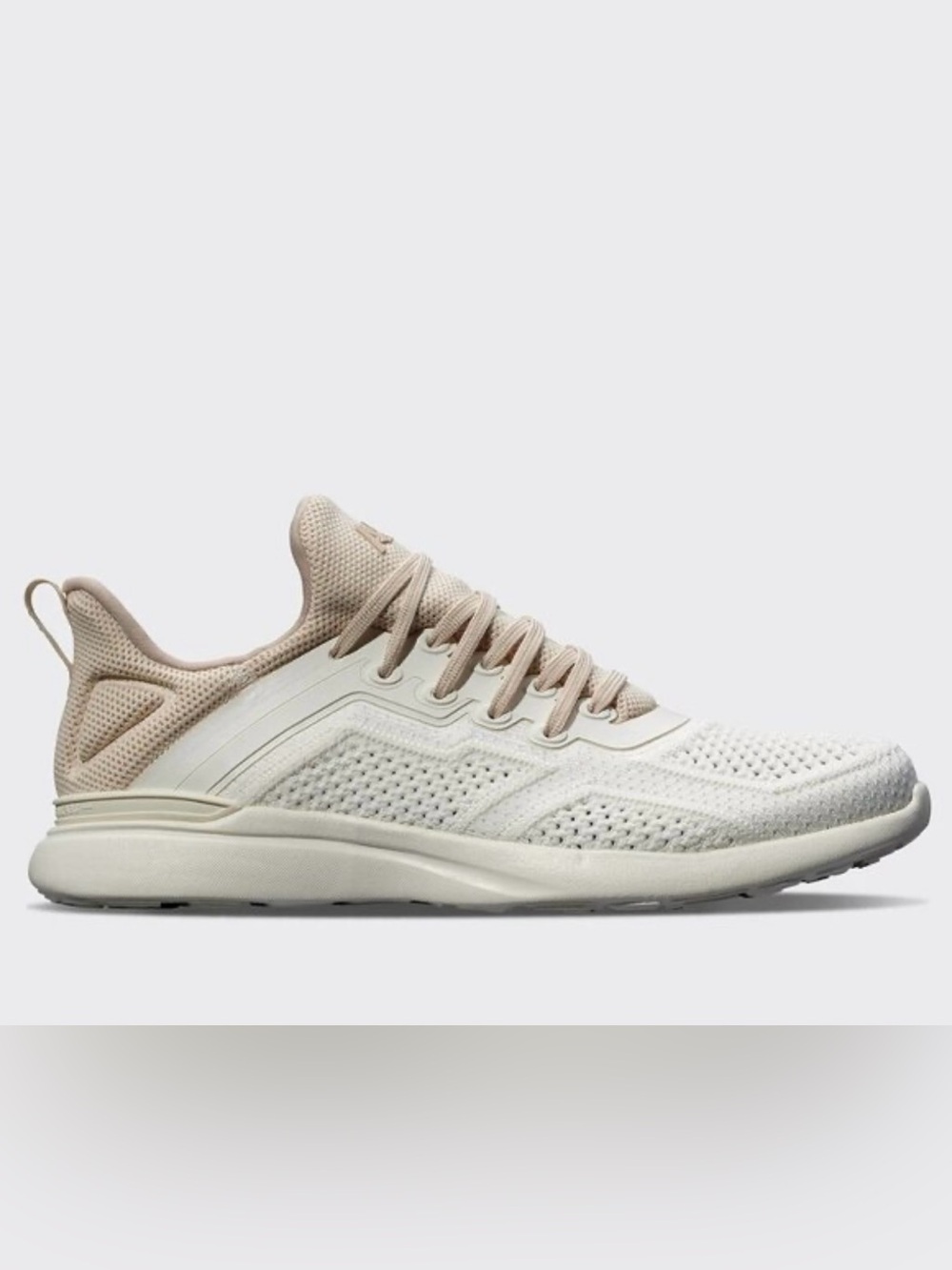 APL Techloom Tracer in color blush
0421XC woman’s Sneakers
